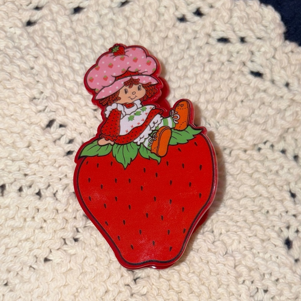 Strawberry Shortcake Claw Hair Clip NWOT